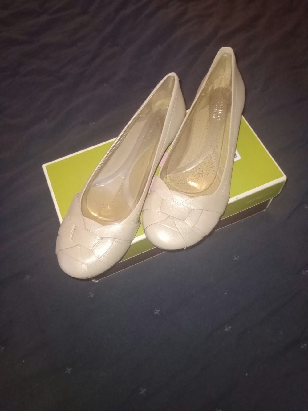 Naturalizer Women's Cream Woven Toe Ballet Flats